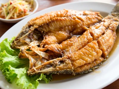 ปลากะพงทอดน้ำปลา - Fried Sea Bass