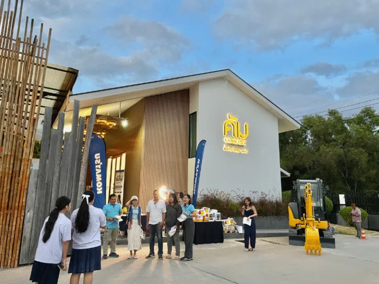 การจัดเตรียมสถานที่สำหรับงาน Thank You Party ที่ร้านคัม