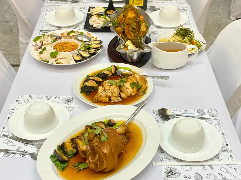 อาหารเซ็ตสำหรับงานจัดเลี้ยงสังสรรค์ ร้านคัม ขอนแก่น