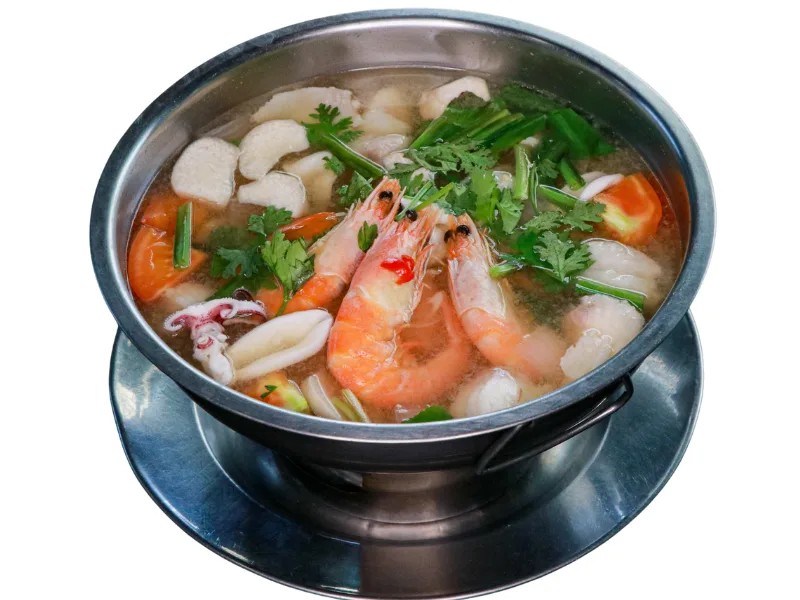 ต้มยำรวมทะเลน้ำใส ซดคล่องคอ รสชาติเปรี้ยวเผ็ดร้อนแรง กุ้งหมึกสดเต็มหม้อ ร้านคัม ขอนแก่น Clear Tom Yum Seafood Soup at Come Khon Kaen