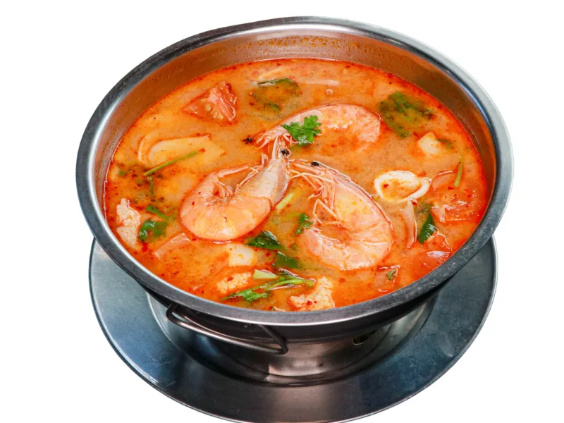 ต้มยำรวมทะเลน้ำข้น กุ้งหมึกชิ้นโต น้ำซุปพริกเผาเข้มข้น รสชาติจัดจ้านถึงเครื่องต้มยำ ร้านคัม ขอนแก่น Creamy Tom Yum Seafood Soup
