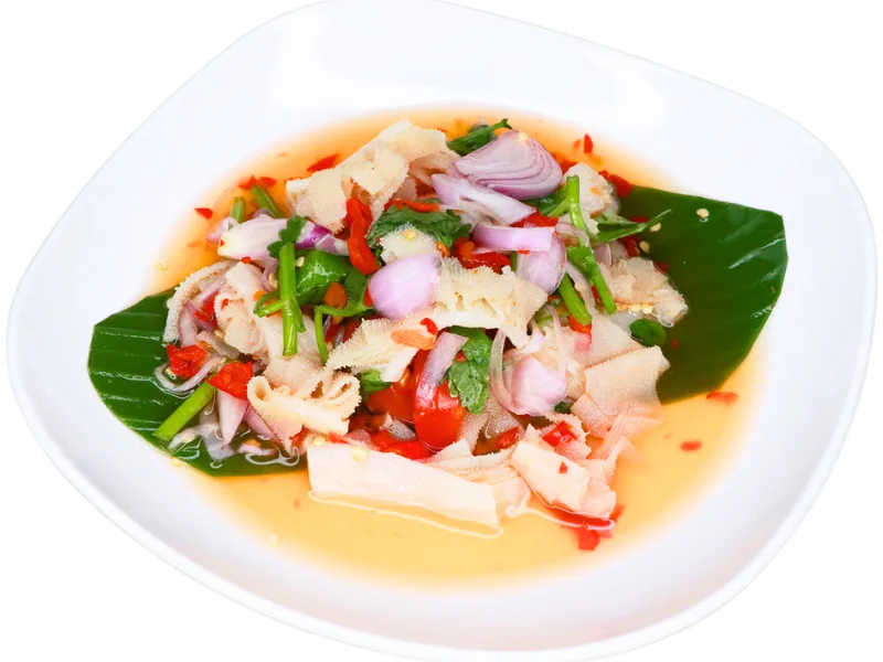 ยำสไบนาง ผ้าขี้ริ้วขาวกรุบกรอบ คลุกน้ำยำรสแซ่บจัดจ้านถึงเครื่อง ร้านคัม ขอนแก่น Spicy Omasum (Beef Tripe) Salad at Come Khon Kaen